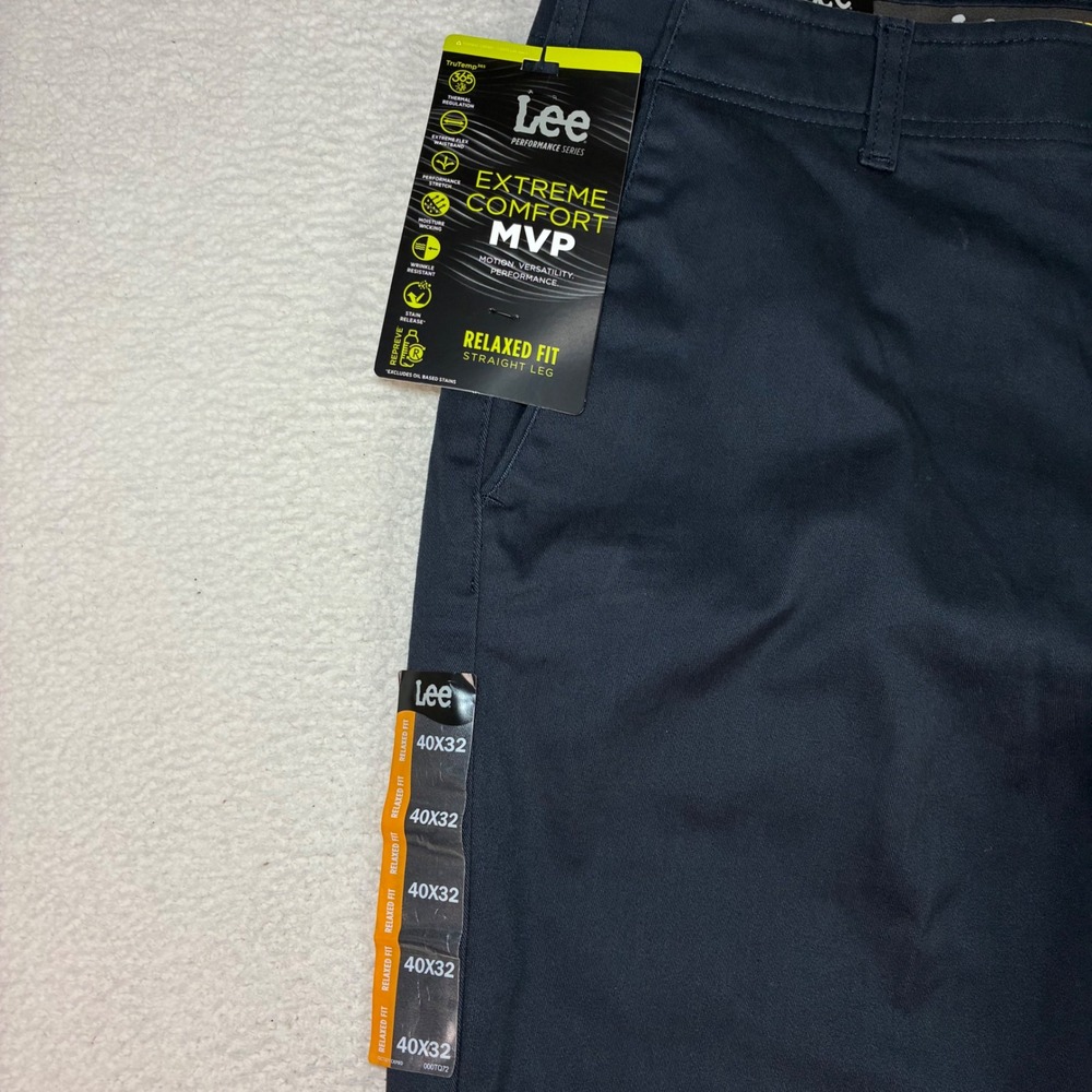 Lee Extreme Comfort Pants Men 40x32 Blue Relaxed Straight Stretch NWT - Picture 2 of 10